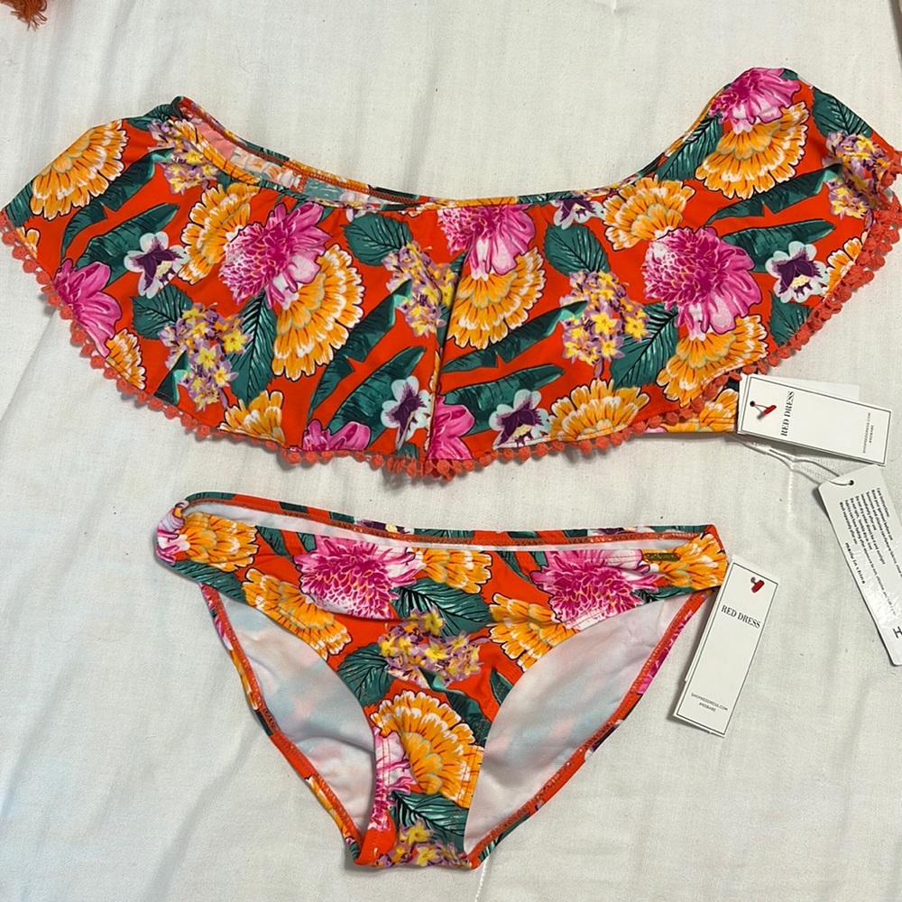 Top size L bottom M